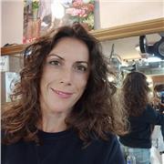 Profesora de Lengua recién llegada de EEUU (5 años y medio de estancia). Ofrezco apoyo de conversación de inglés para diferentes edades